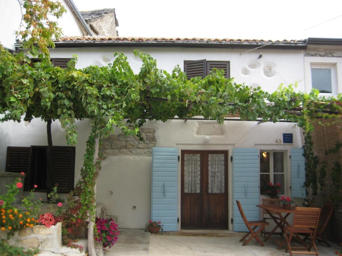 פאזין Holiday Home Trostova Kuca חדר תמונה