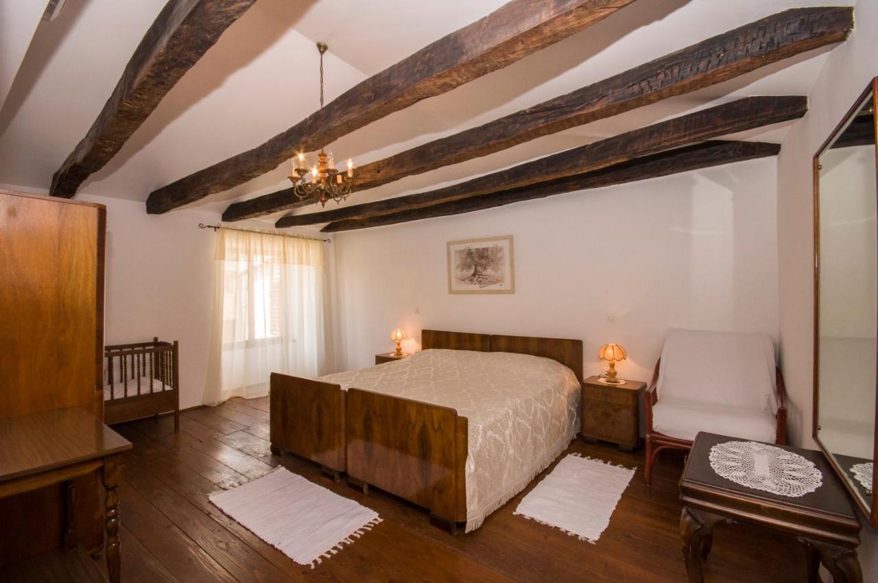 פאזין Holiday Home Trostova Kuca מראה חיצוני תמונה